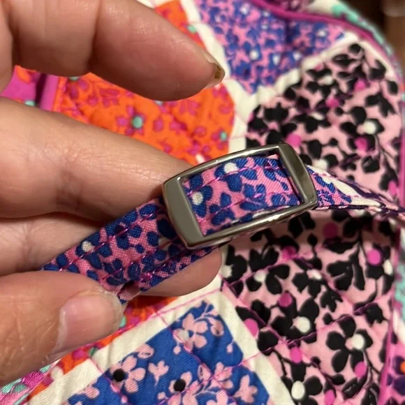 Vera Bradley Little Crossbody Modern Medley - Picture 4 of 8